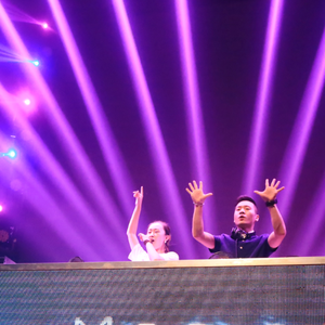 用力⋯哦⋯高潮⋯喷了公主
